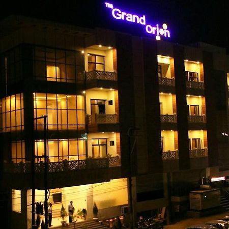 The Grand Orion Ξενοδοχείο Chinhat Εξωτερικό φωτογραφία
